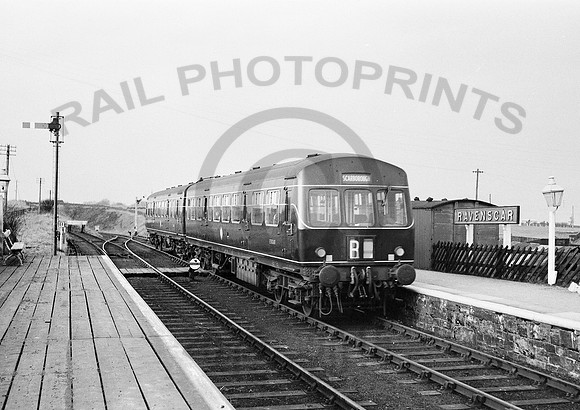 Class 101 - Ravenscar - 280259 HB196