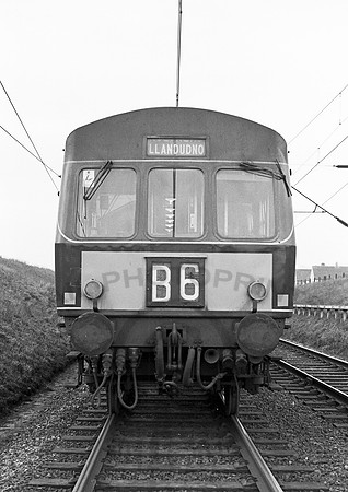 Class 101  Halton Junction   0265 CW300