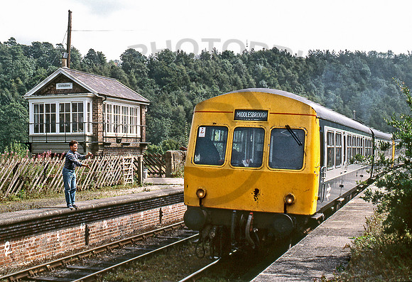 Class 101 Glaisdale 230888 GE101