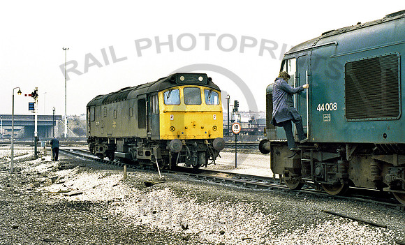 25130_44008_Toton_130379 GE