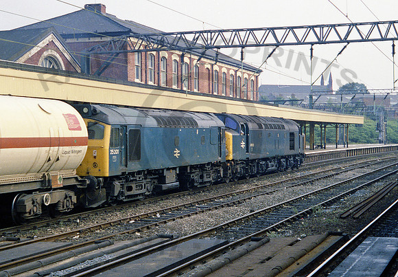 25201-Y-Stockport-circa1980-RPC885