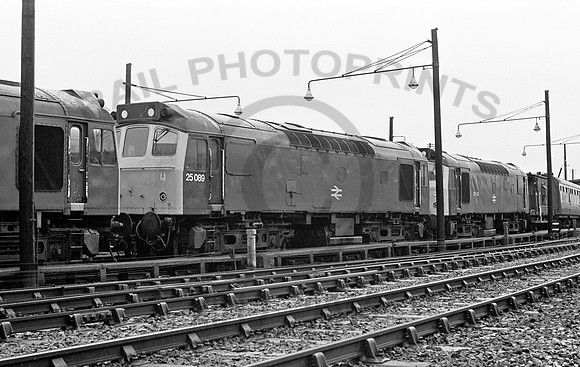 25089-Buxton-260378-JC1