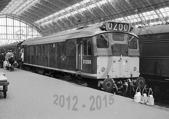 D5209-StPancras-200763-RPC329