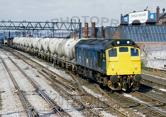 25244-Y-Ashburys-0384-CW841