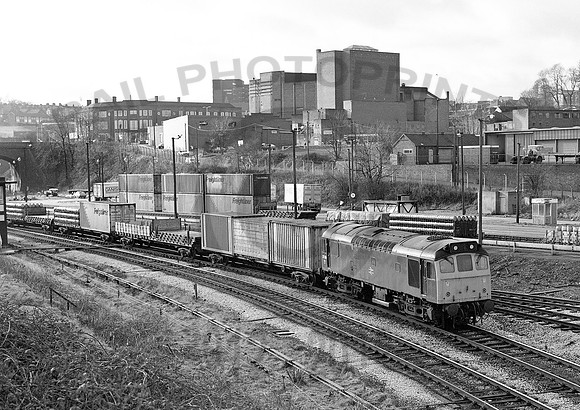 25289 Dudley Freightliner Terminal 030281 JC045