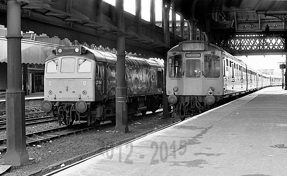 25194-110DMU-ManchesterVic-250378-JC1
