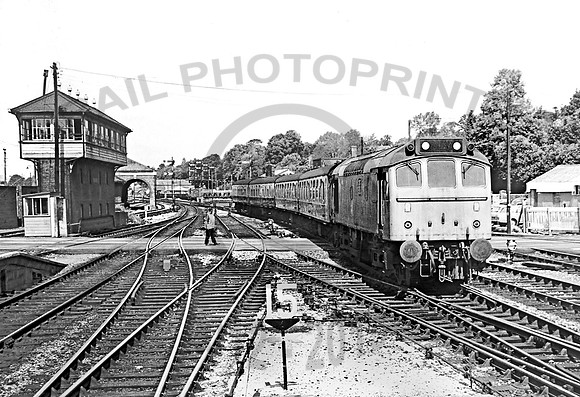 25216-Y-Exeter-300777-JC1