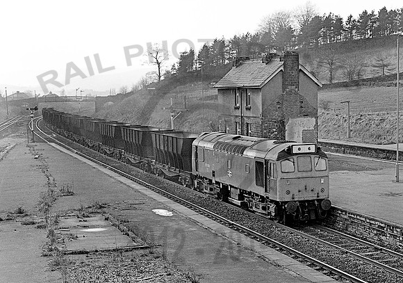 25108-Chinley-010380-JC669