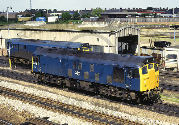 25042-Y-Peterborough-280585-RP453
