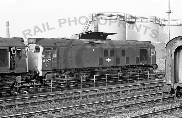 25007-Invernes- 010678-JC1