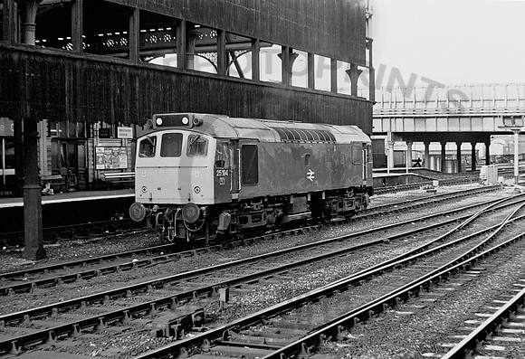 25194-Manchester-Vic-250378-JC1