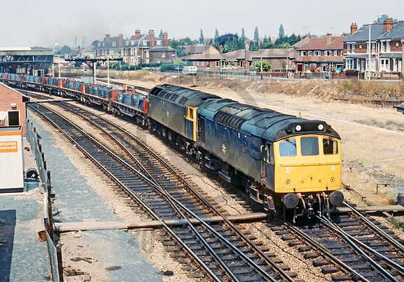 25256 Hereford 040785 JV935