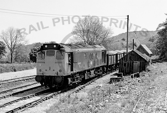 25237 Cauldon Low  030684 JC513