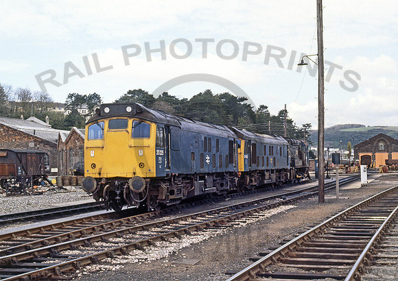 25225-25052-08377-Y-StBlazey-280480-JC205
