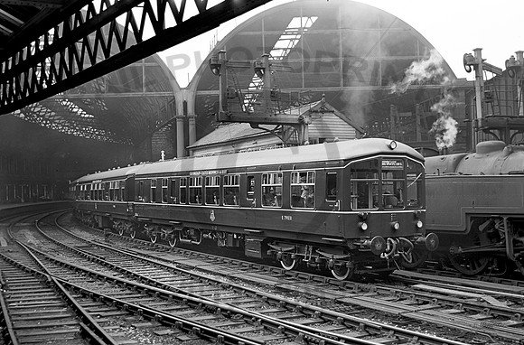 Derby 2 Car E79031 Birmingham New St 0455 RAN3400-06