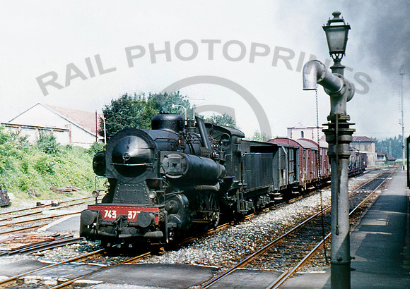 743377-Y-Alba-290672-IT473