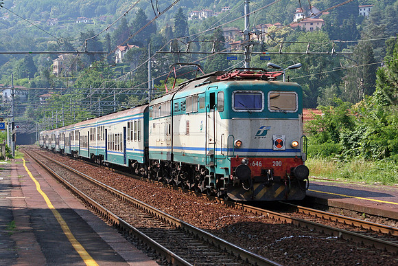 E646 200 Baveno Italy 220605 JC011