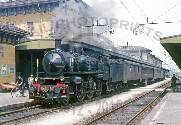 640145-Y-Domidossola-280668-IT461