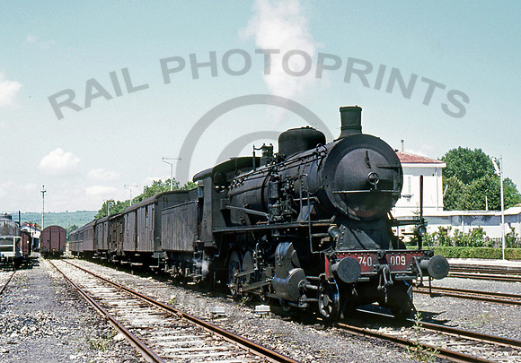 740009-Y-Campranica-010772-IT415