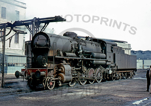 741217-Y-Catania-210266-IT405