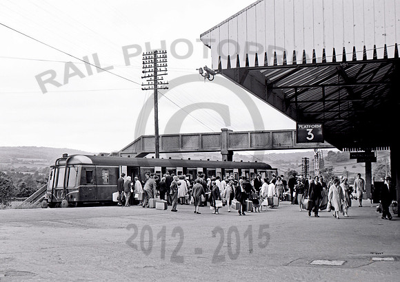 Class 122  Seaton Junction 070865 DA202
