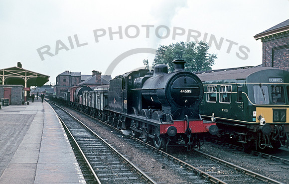 44599 Lichfield City NS2035-27R