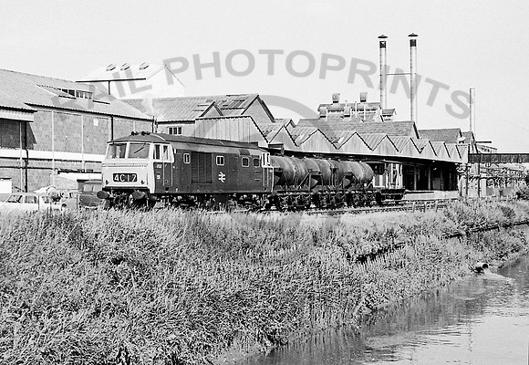 7017 Bason Bridge  280571  JM203