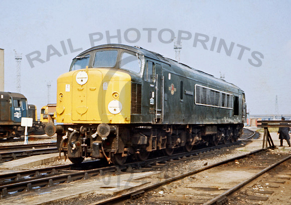 6 Toton 1972 AB438