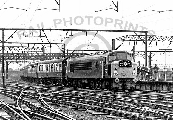 44009-Crewe-210178