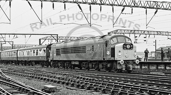 44009-Crewe-211178-RP