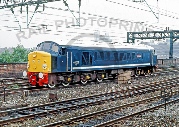 44008-Y-ManchesterPiccadilly-290780-CW536