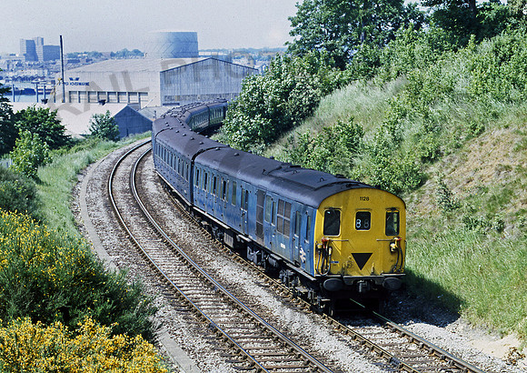 Class205-1128-Y-Woolston-290582-JC25
