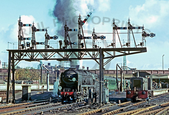 35030 Southampton Central 051166 NS2032-04