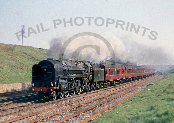 70039  BrookmansPark-010562-RPC757R