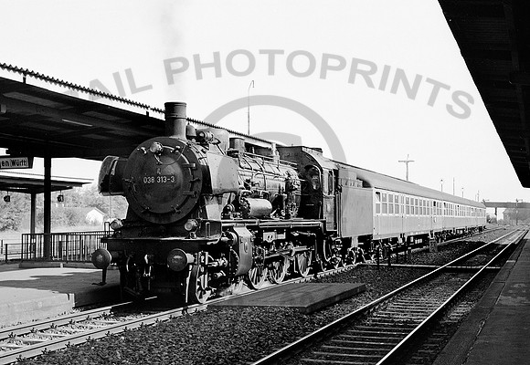 038313-Y-Eutingen-200971-HB747