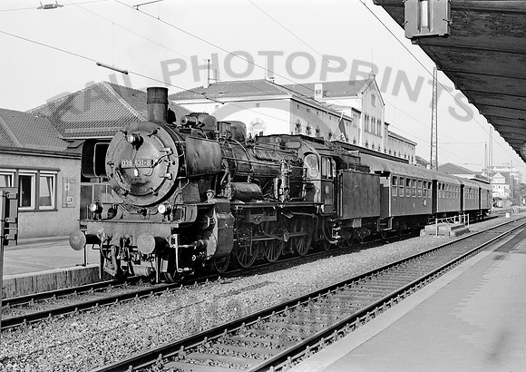 038631-Y-Tubingen-190971-HB752