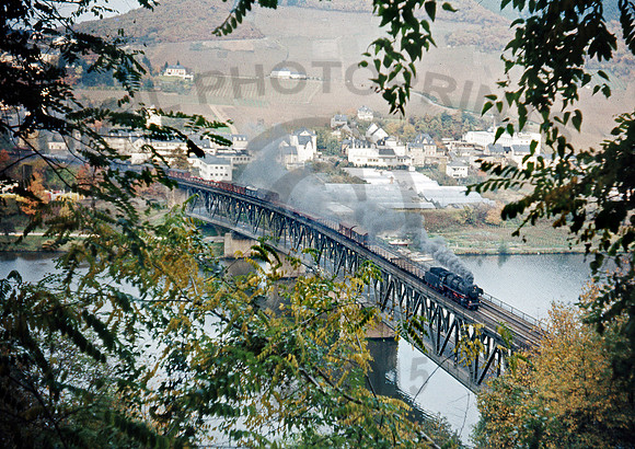 044-Y-Bullay-211071-JC143