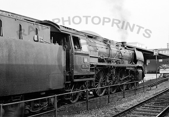 003276-Y-FriedrichshafenHafen-240971-HB739