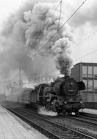 41-1055-Magdeburg-190577-JC911