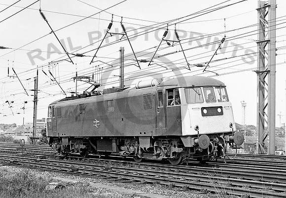 82008-Y-Warrington-040680-RPC594