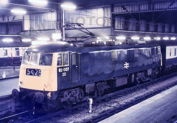 82007 Euston 180675 RC-J292