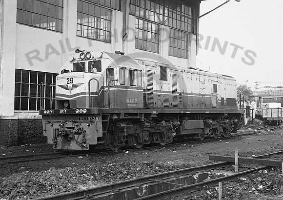BB20329-Y-Indonesia-100884-HB423