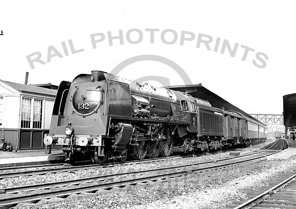 132 Namur 220839 JL356
