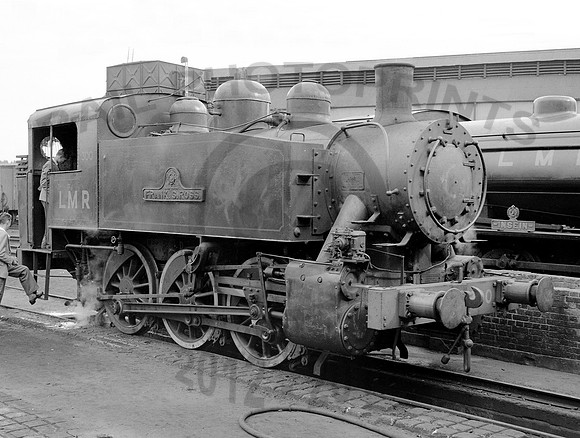 USA300-Longmoor-030955-HB879