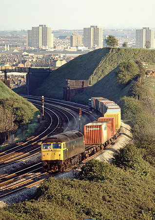 47281-Y-AshleyDown-160481-JC731