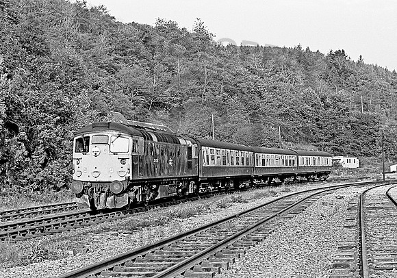 26024-StromeFerry-310578-JC1