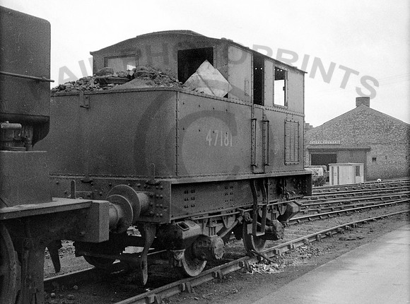 47181-Y-Crewe-1256-RPC577R