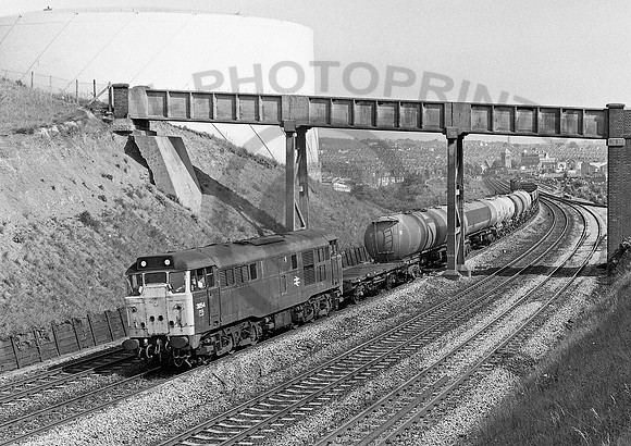 31154-Y-Narroways-010682-JC695