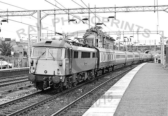 87035-Y-Lichfield-120880-JC170