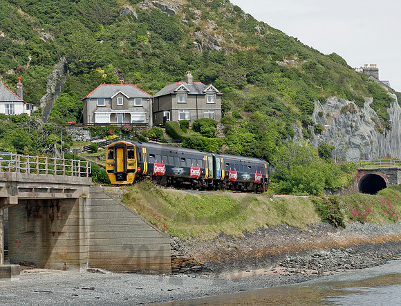 158825 Barmouth 160606 JC208